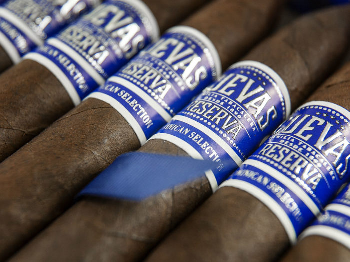 Cuevas Reserva vintage Cuban cigar packaging and band design